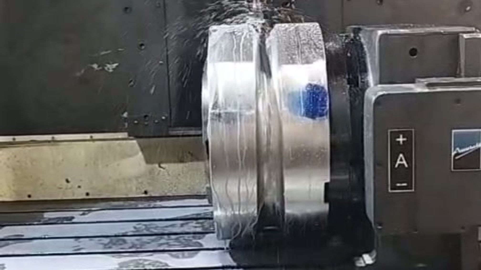 4 Axis Mill